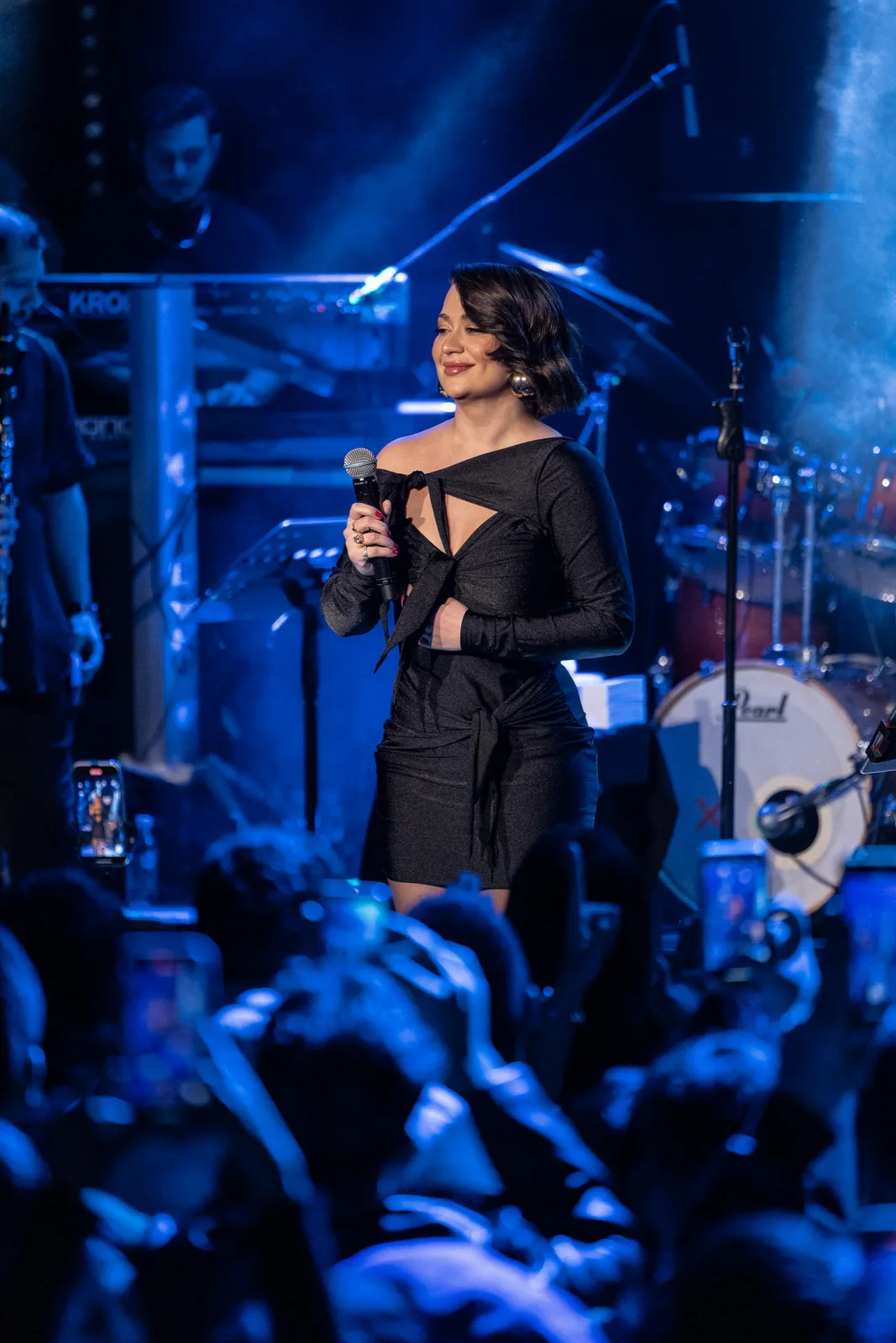AYÇİN ASAN KONSER TAKVİMİ TASARIMI